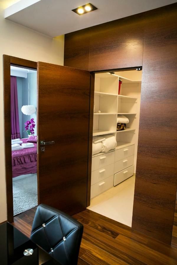 Apartament Amber Centrum Z Basenem Lejlighed *